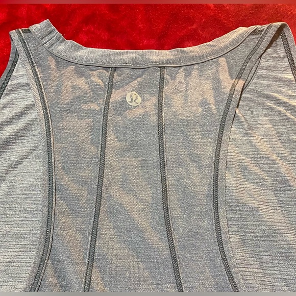Size 8 Lululemon Gray Tank. Excellent Condition! Measurements in pics! ⭐️🔥⭐️ - Picture 5 of 9